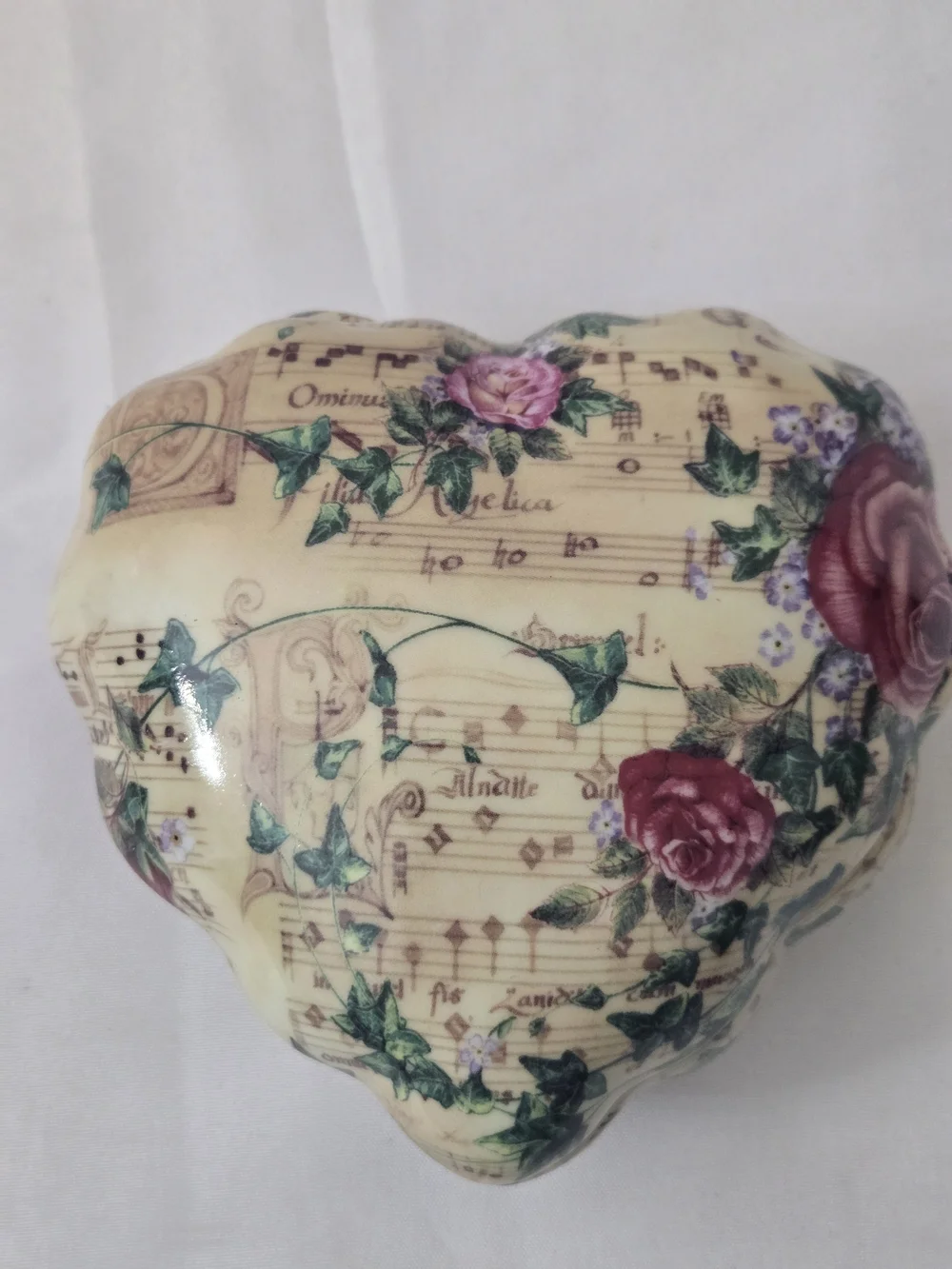 I Godinger Antique Reflections Heart Trinket Box Roses Music Floral Porcelain